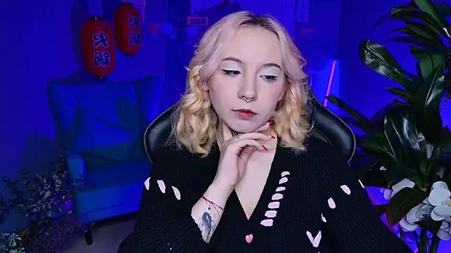 Girls: Stay up-to-date with the latest immersive cam streams gallery and try the most sensual entertainers flaunt their aroused bushes and steaming hot physiques as they lay bare and cum.