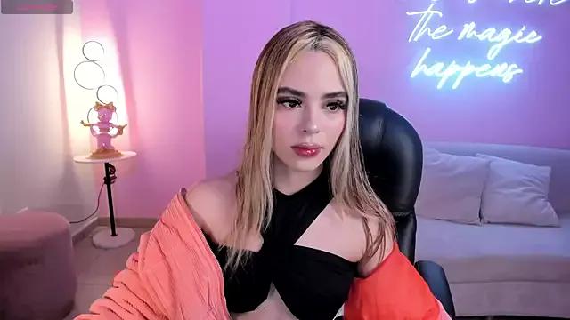 Girls: Stay up-to-date with the latest immersive cam streams gallery and try the most sensual entertainers flaunt their aroused bushes and steaming hot physiques as they lay bare and cum.