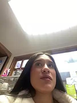 JulHoney from StripChat is Freechat