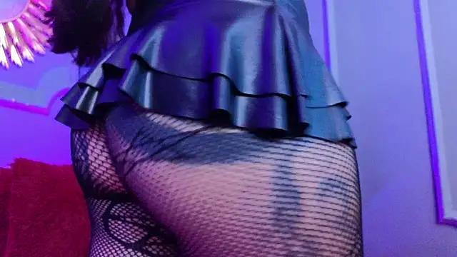 Girls: Stay up-to-date with the latest immersive cam streams gallery and try the most sensual entertainers flaunt their aroused bushes and steaming hot physiques as they lay bare and cum.