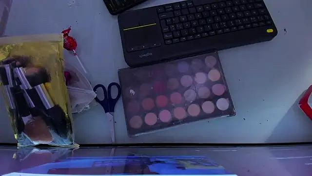 Girls: Stay up-to-date with the latest immersive cam streams gallery and try the most sensual entertainers flaunt their aroused bushes and steaming hot physiques as they lay bare and cum.