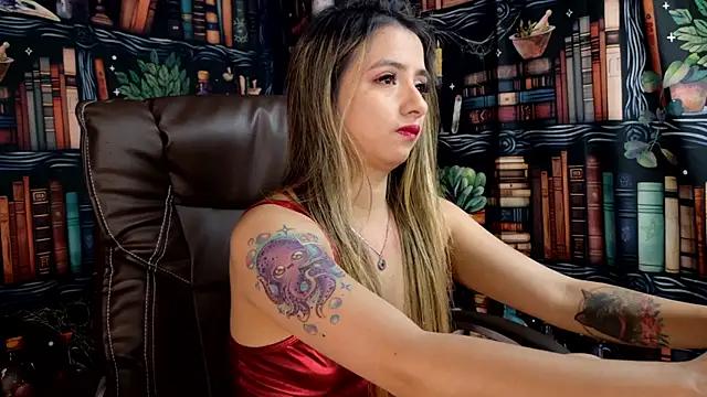 Girls: Stay up-to-date with the latest immersive cam streams gallery and try the most sensual entertainers flaunt their aroused bushes and steaming hot physiques as they lay bare and cum.