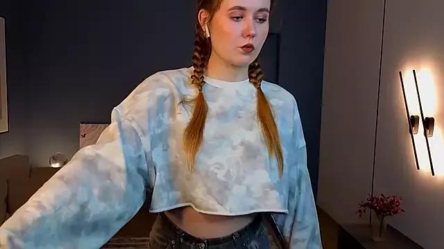 Justfunnyandrelax from StripChat is Freechat
