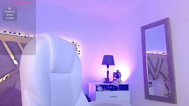 Girls: Stay up-to-date with the latest immersive cam streams gallery and try the most sensual entertainers flaunt their aroused bushes and steaming hot physiques as they lay bare and cum.