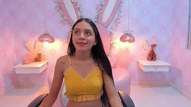 Girls: Stay up-to-date with the latest immersive cam streams gallery and try the most sensual entertainers flaunt their aroused bushes and steaming hot physiques as they lay bare and cum.