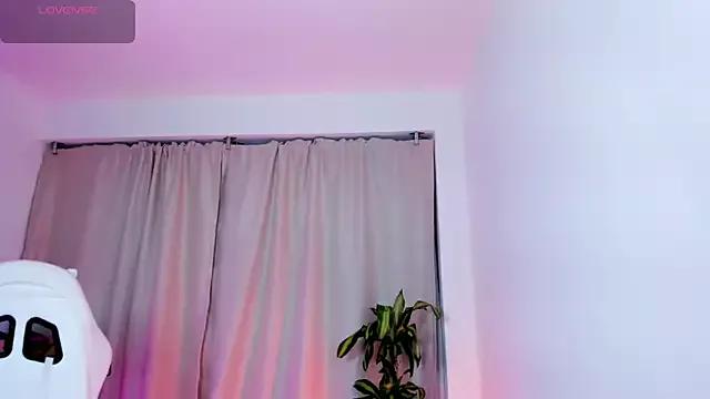 kali_ka_ from StripChat is Freechat