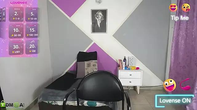 Girls: Stay up-to-date with the latest immersive cam streams gallery and try the most sensual entertainers flaunt their aroused bushes and steaming hot physiques as they lay bare and cum.