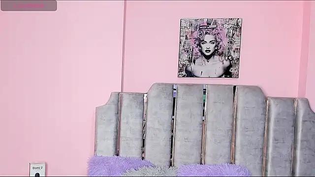 Girls: Stay up-to-date with the latest immersive cam streams gallery and try the most sensual entertainers flaunt their aroused bushes and steaming hot physiques as they lay bare and cum.