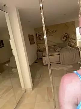 Girls: Stay up-to-date with the latest immersive cam streams gallery and try the most sensual entertainers flaunt their aroused bushes and steaming hot physiques as they lay bare and cum.