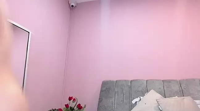 Girls: Stay up-to-date with the latest immersive cam streams gallery and try the most sensual entertainers flaunt their aroused bushes and steaming hot physiques as they lay bare and cum.