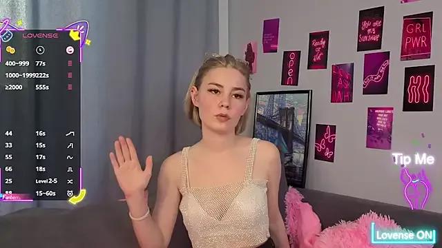 Girls: Stay up-to-date with the latest immersive cam streams gallery and try the most sensual entertainers flaunt their aroused bushes and steaming hot physiques as they lay bare and cum.