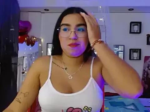 katyevans14 from StripChat is Freechat