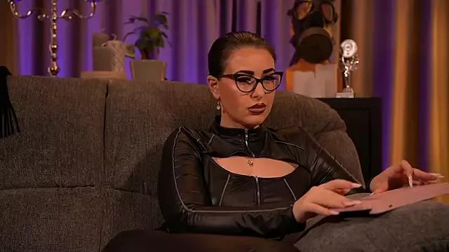 Girls: Stay up-to-date with the latest immersive cam streams gallery and try the most sensual entertainers flaunt their aroused bushes and steaming hot physiques as they lay bare and cum.