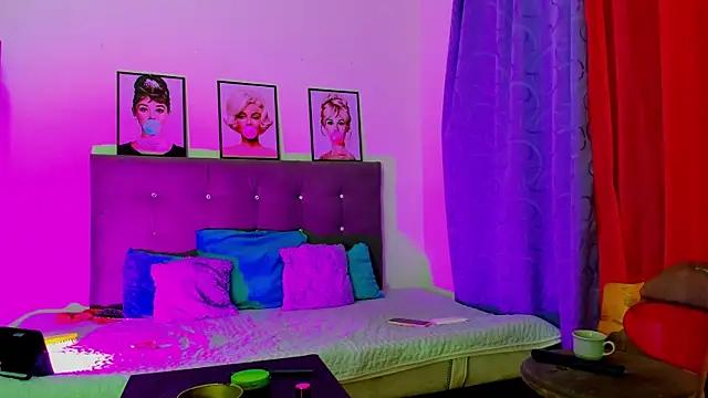 Girls: Stay up-to-date with the latest immersive cam streams gallery and try the most sensual entertainers flaunt their aroused bushes and steaming hot physiques as they lay bare and cum.
