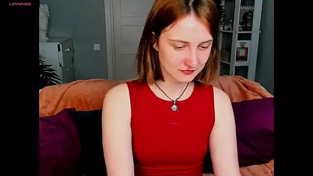 Kira_Zoomer from StripChat is Freechat