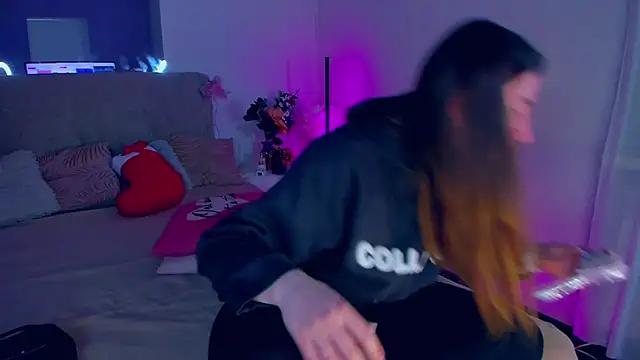 Girls: Stay up-to-date with the latest immersive cam streams gallery and try the most sensual entertainers flaunt their aroused bushes and steaming hot physiques as they lay bare and cum.