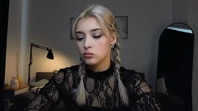 Girls: Stay up-to-date with the latest immersive cam streams gallery and try the most sensual entertainers flaunt their aroused bushes and steaming hot physiques as they lay bare and cum.