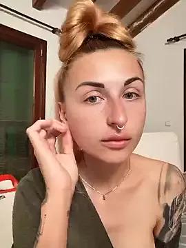kylie_blck from StripChat is Freechat