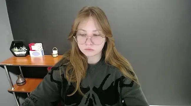 Girls: Stay up-to-date with the latest immersive cam streams gallery and try the most sensual entertainers flaunt their aroused bushes and steaming hot physiques as they lay bare and cum.