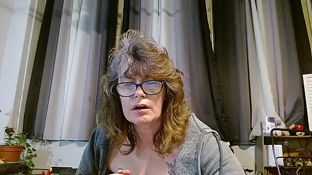 Girls: Stay up-to-date with the latest immersive cam streams gallery and try the most sensual entertainers flaunt their aroused bushes and steaming hot physiques as they lay bare and cum.