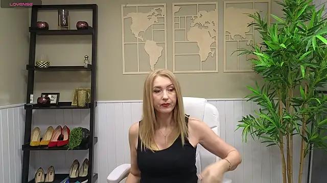 Girls: Stay up-to-date with the latest immersive cam streams gallery and try the most sensual entertainers flaunt their aroused bushes and steaming hot physiques as they lay bare and cum.