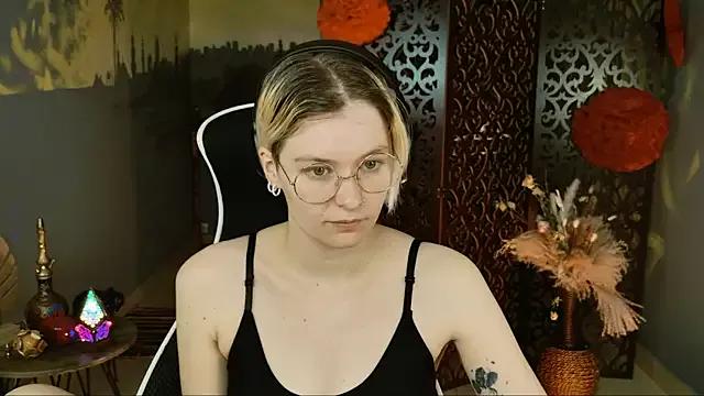 Girls: Stay up-to-date with the latest immersive cam streams gallery and try the most sensual entertainers flaunt their aroused bushes and steaming hot physiques as they lay bare and cum.