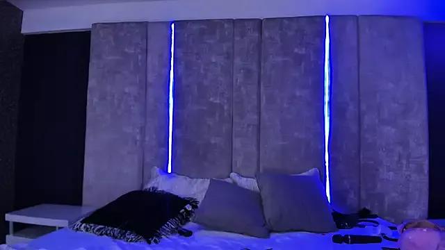 Girls: Stay up-to-date with the latest immersive cam streams gallery and try the most sensual entertainers flaunt their aroused bushes and steaming hot physiques as they lay bare and cum.