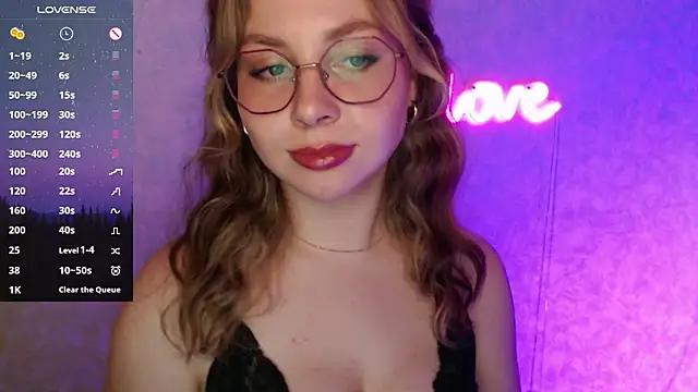 Girls: Stay up-to-date with the latest immersive cam streams gallery and try the most sensual entertainers flaunt their aroused bushes and steaming hot physiques as they lay bare and cum.