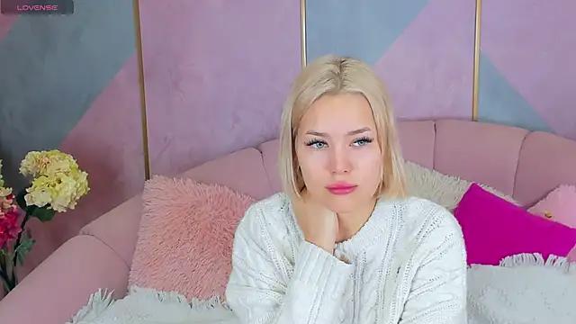 Girls: Stay up-to-date with the latest immersive cam streams gallery and try the most sensual entertainers flaunt their aroused bushes and steaming hot physiques as they lay bare and cum.