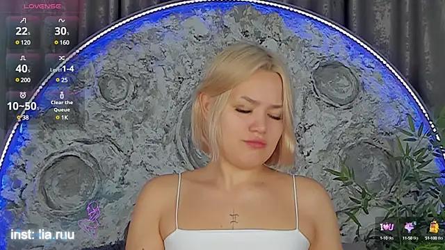 Girls: Stay up-to-date with the latest immersive cam streams gallery and try the most sensual entertainers flaunt their aroused bushes and steaming hot physiques as they lay bare and cum.