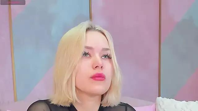 Girls: Stay up-to-date with the latest immersive cam streams gallery and try the most sensual entertainers flaunt their aroused bushes and steaming hot physiques as they lay bare and cum.