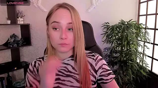 Girls: Stay up-to-date with the latest immersive cam streams gallery and try the most sensual entertainers flaunt their aroused bushes and steaming hot physiques as they lay bare and cum.