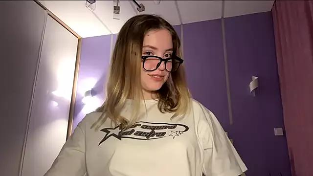 Girls: Stay up-to-date with the latest immersive cam streams gallery and try the most sensual entertainers flaunt their aroused bushes and steaming hot physiques as they lay bare and cum.