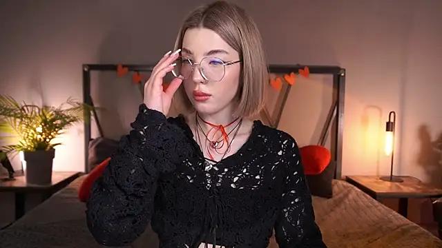 Girls: Stay up-to-date with the latest immersive cam streams gallery and try the most sensual entertainers flaunt their aroused bushes and steaming hot physiques as they lay bare and cum.