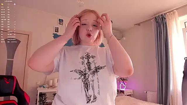 Girls: Stay up-to-date with the latest immersive cam streams gallery and try the most sensual entertainers flaunt their aroused bushes and steaming hot physiques as they lay bare and cum.