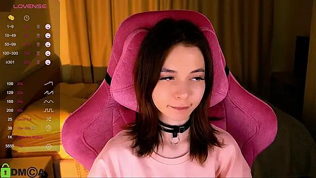 Girls: Stay up-to-date with the latest immersive cam streams gallery and try the most sensual entertainers flaunt their aroused bushes and steaming hot physiques as they lay bare and cum.