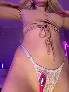 Girls: Stay up-to-date with the latest immersive cam streams gallery and try the most sensual entertainers flaunt their aroused bushes and steaming hot physiques as they lay bare and cum.