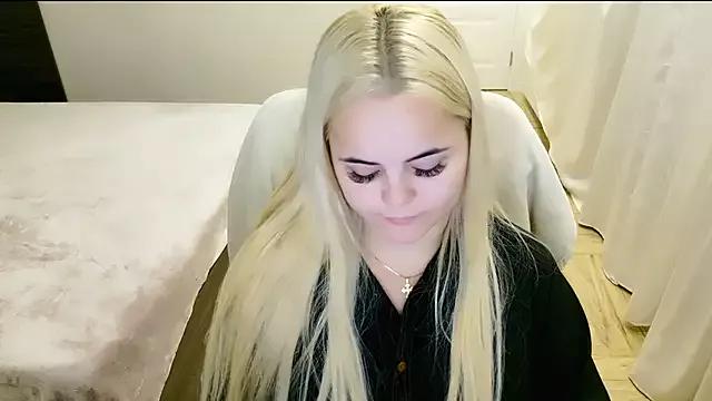Girls: Stay up-to-date with the latest immersive cam streams gallery and try the most sensual entertainers flaunt their aroused bushes and steaming hot physiques as they lay bare and cum.