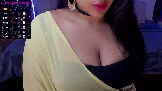 Girls: Stay up-to-date with the latest immersive cam streams gallery and try the most sensual entertainers flaunt their aroused bushes and steaming hot physiques as they lay bare and cum.