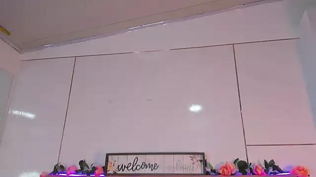 Girls: Stay up-to-date with the latest immersive cam streams gallery and try the most sensual entertainers flaunt their aroused bushes and steaming hot physiques as they lay bare and cum.