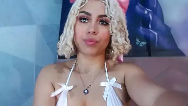 Girls: Stay up-to-date with the latest immersive cam streams gallery and try the most sensual entertainers flaunt their aroused bushes and steaming hot physiques as they lay bare and cum.