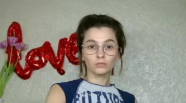 Girls: Stay up-to-date with the latest immersive cam streams gallery and try the most sensual entertainers flaunt their aroused bushes and steaming hot physiques as they lay bare and cum.