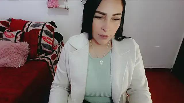 luna_lgomez_ from StripChat is Freechat