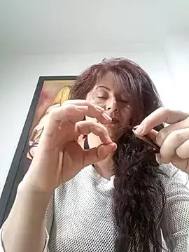 lunadicty from StripChat is Freechat