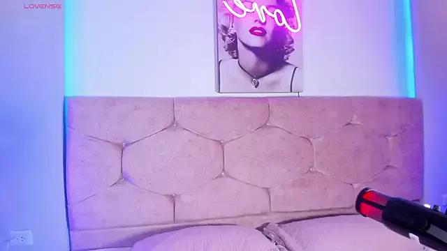 Girls: Stay up-to-date with the latest immersive cam streams gallery and try the most sensual entertainers flaunt their aroused bushes and steaming hot physiques as they lay bare and cum.