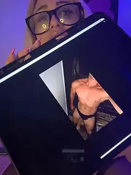 Girls: Stay up-to-date with the latest immersive cam streams gallery and try the most sensual entertainers flaunt their aroused bushes and steaming hot physiques as they lay bare and cum.