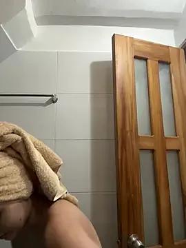 Luu_Princess from StripChat is Freechat