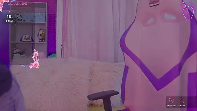 Girls: Stay up-to-date with the latest immersive cam streams gallery and try the most sensual entertainers flaunt their aroused bushes and steaming hot physiques as they lay bare and cum.