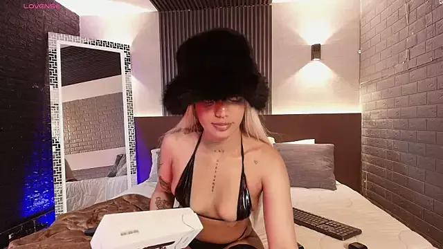 Girls: Stay up-to-date with the latest immersive cam streams gallery and try the most sensual entertainers flaunt their aroused bushes and steaming hot physiques as they lay bare and cum.
