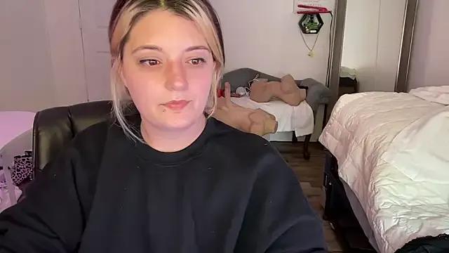Girls: Stay up-to-date with the latest immersive cam streams gallery and try the most sensual entertainers flaunt their aroused bushes and steaming hot physiques as they lay bare and cum.